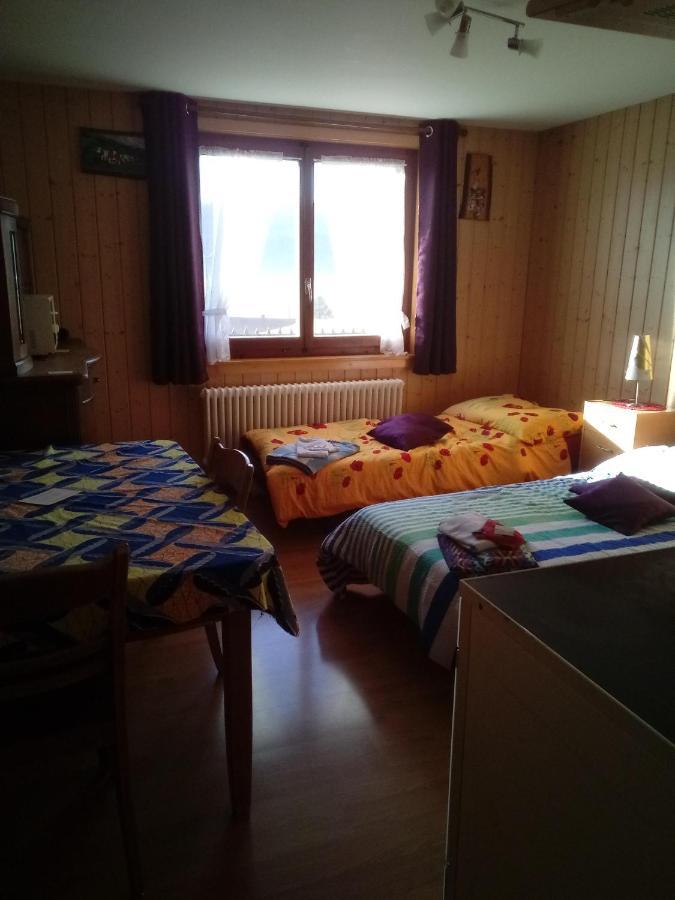 Chambre D'Hotes Petit Martel Les Ponts-de-Martel Ngoại thất bức ảnh