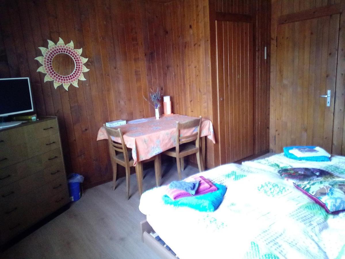 Chambre D'Hotes Petit Martel Les Ponts-de-Martel Ngoại thất bức ảnh